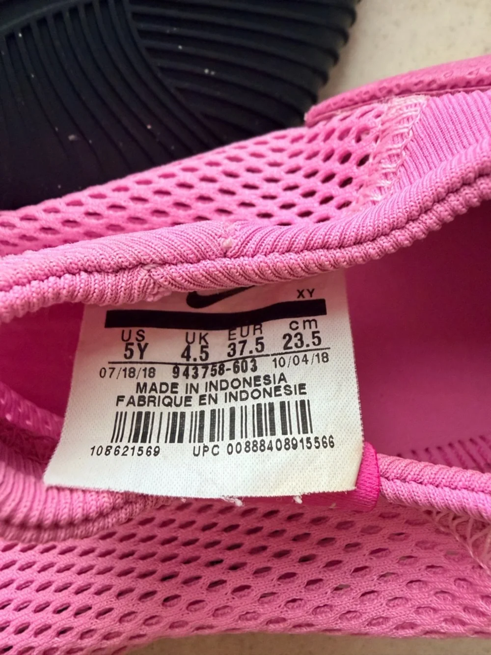 Nike Aquasock 360 Pink Mesh Slip-On Water Shoe with Black Sole
